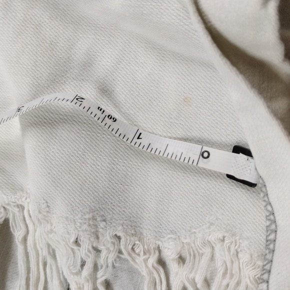 Bebe Acid Washed Ombre Distressed Ripped Shorts - Picture 14 of 16